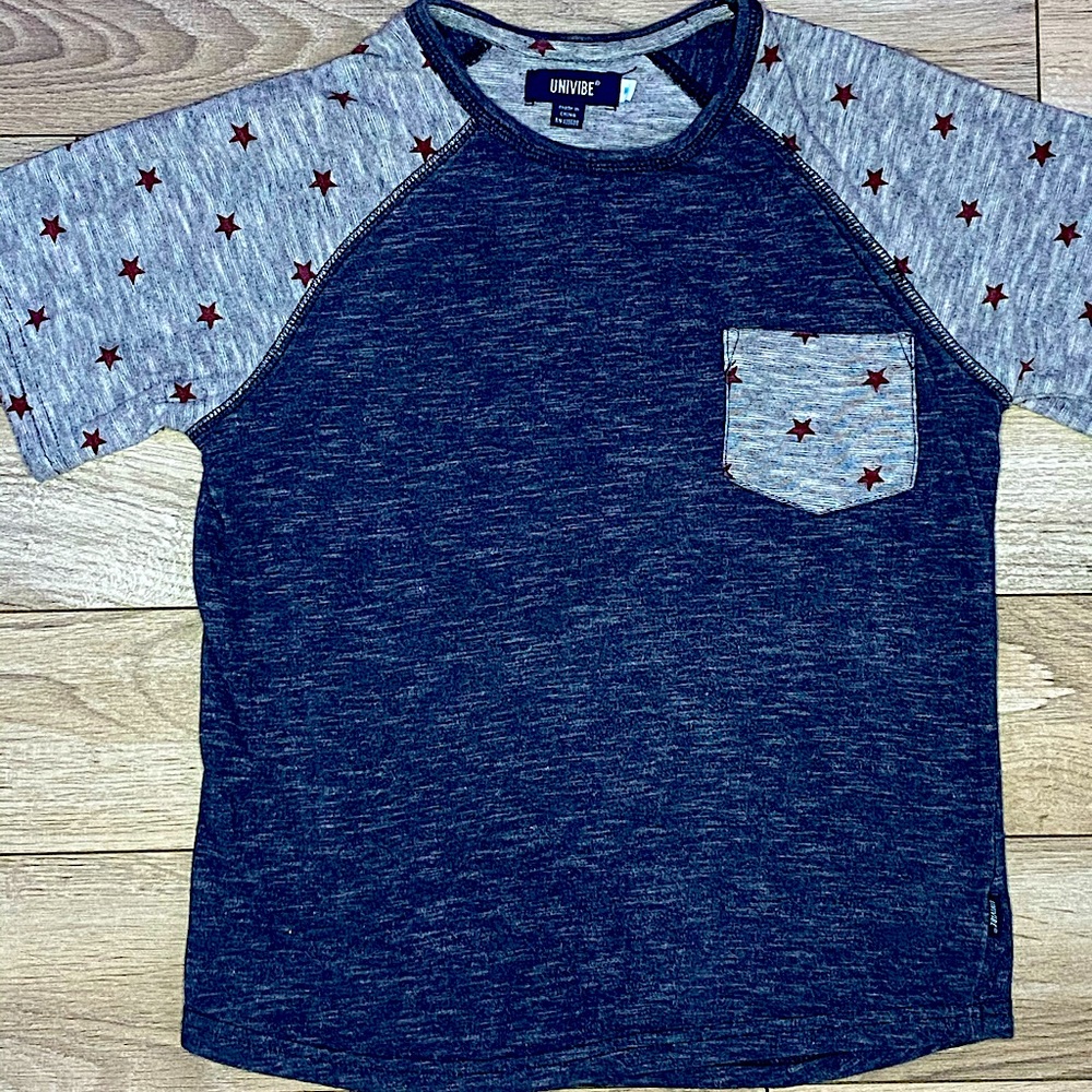 Boys flag tee shirts with stars”
